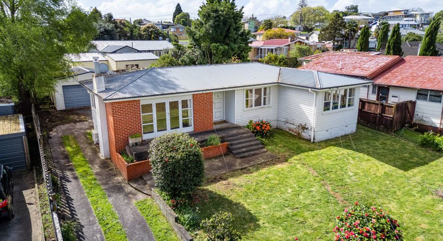  at 13 Minifie Avenue, Melville, Hamilton, Waikato