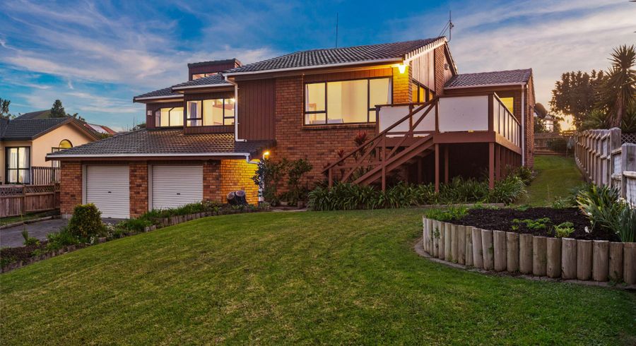  at 5 Seagrove Road, West Harbour, Auckland