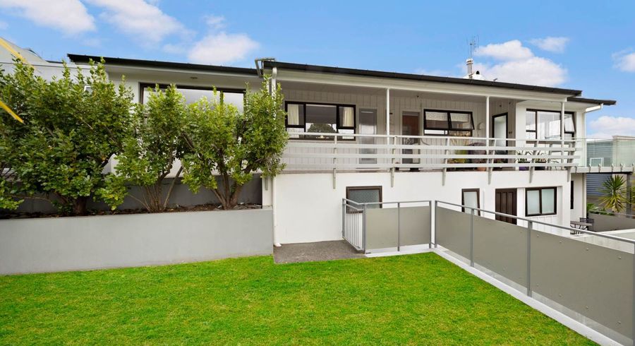  at 8 Jackson Street, Onehunga, Auckland