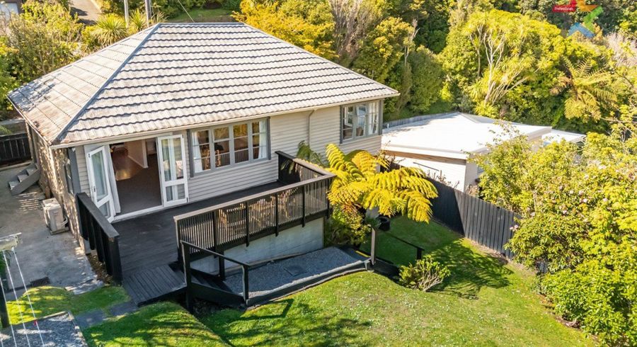  at 3 Montgomery Avenue, Karori, Wellington