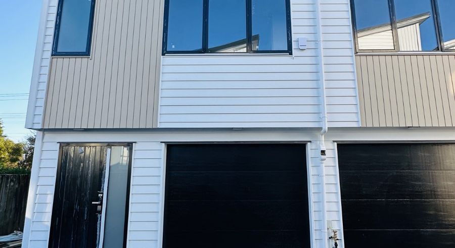  at 1C Edward Avenue, Henderson, Waitakere City, Auckland