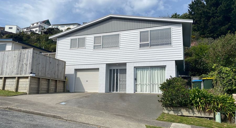  at 8 Findhorn Place, Papakowhai, Porirua, Wellington