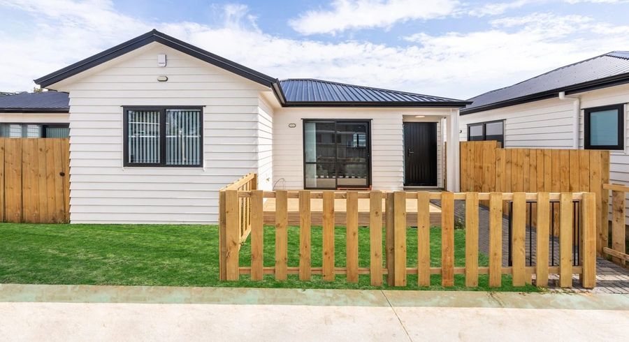  at 2/37 Clarkson Crescent, Otara, Manukau City, Auckland