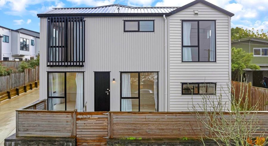  at 127A  Barrack Road, Mount Wellington, Auckland City, Auckland