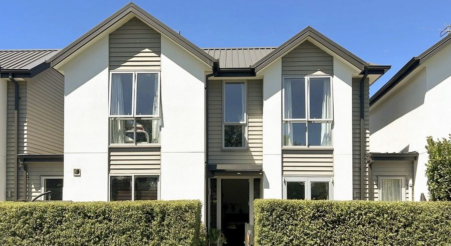  at 7 Yew Tree Lane, Middleton, Christchurch City, Canterbury