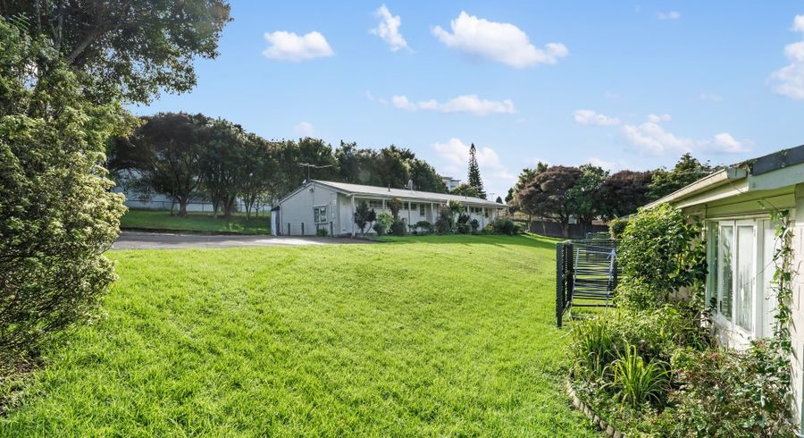  at 316 Blockhouse Bay Road, Avondale, Auckland City, Auckland