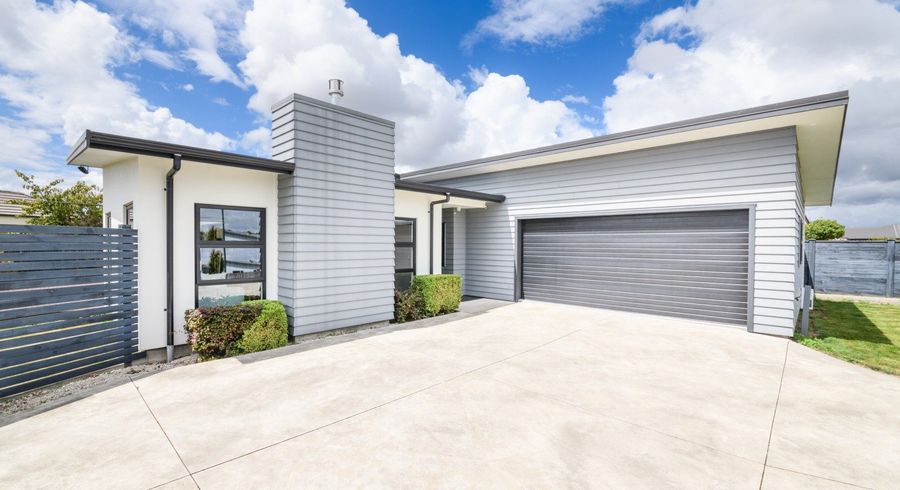  at 32 Dogwood Way, Milson, Palmerston North