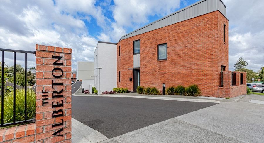  at 1/124 Taylors Road, Mount Albert, Auckland City, Auckland