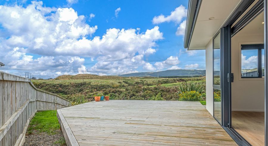 at 42 Silicon Way, Fitzherbert, Palmerston North