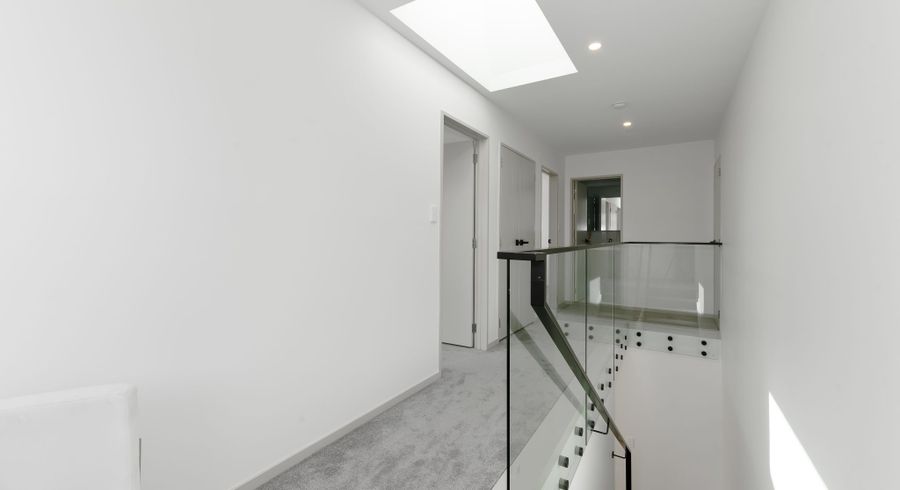  at 1&2/66 Gardner Avenue, New Lynn, Waitakere City, Auckland