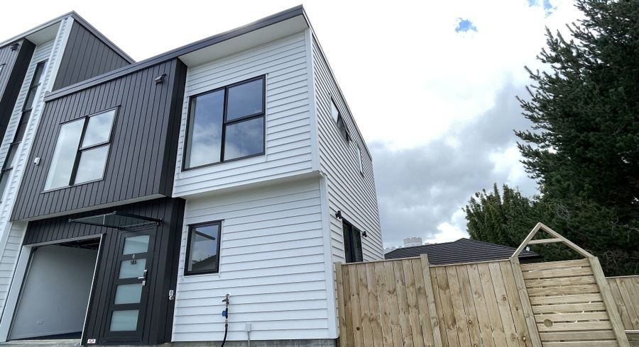  at 8/105 Hobsonville Road, West Harbour, Auckland
