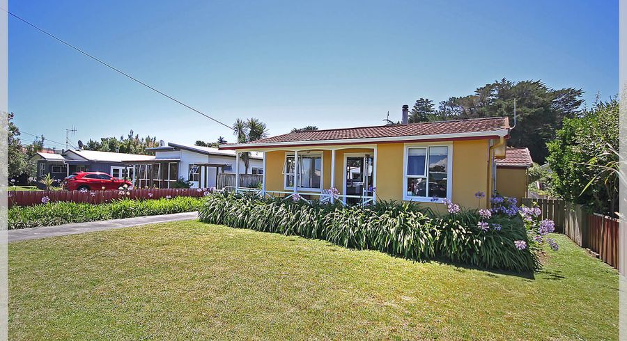  at 9 Dewe Terrace, Foxton Beach, Horowhenua, Manawatu / Whanganui