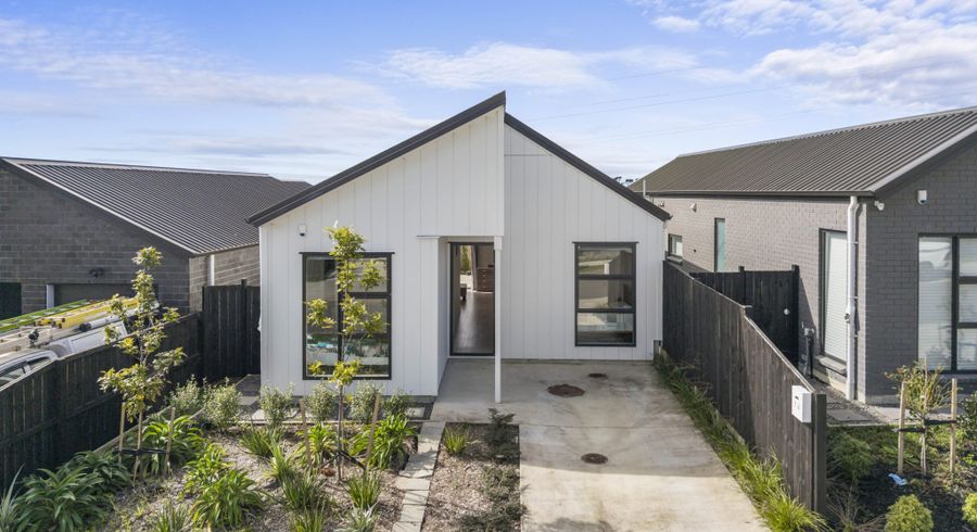  at 14 Horokaka Street, Massey, Waitakere City, Auckland