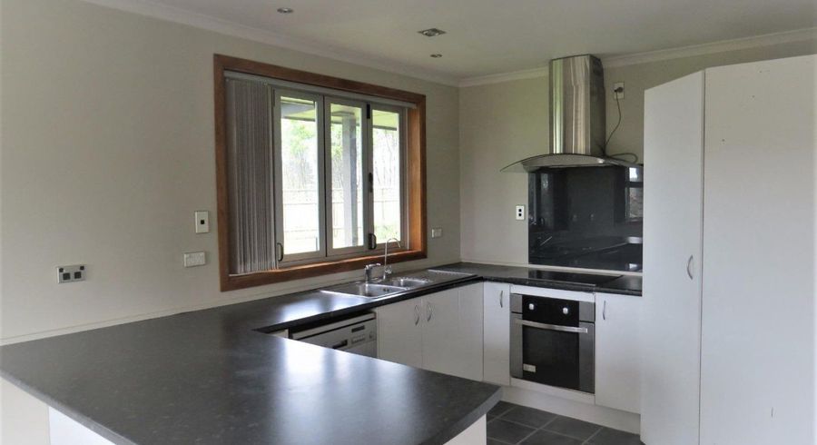  at 524 Mountain Road, Lepperton, New Plymouth