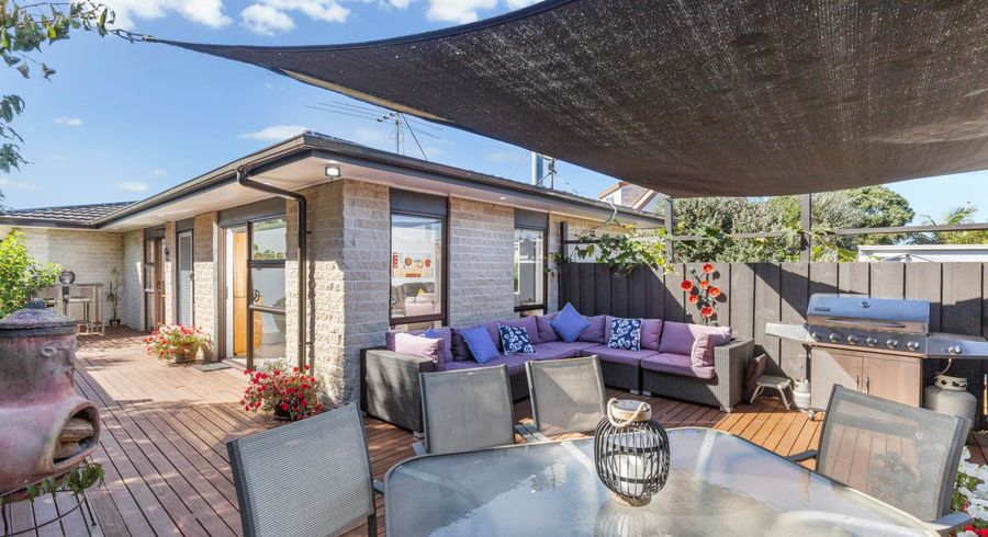  at 11 Hoylake Place, Wattle Downs, Auckland