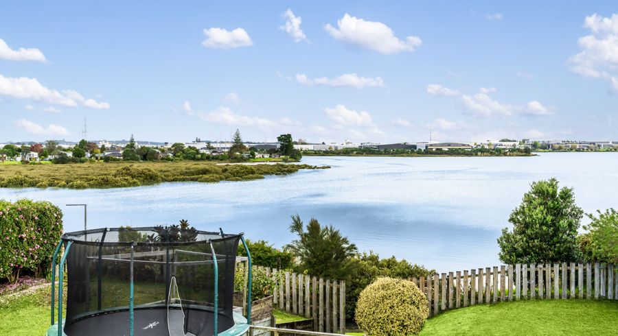  at 60 Aurea Avenue, Pakuranga, Auckland