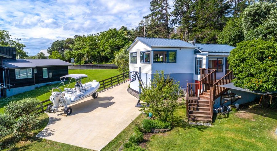  at 431 Sea View Road, Onetangi, Waiheke Island