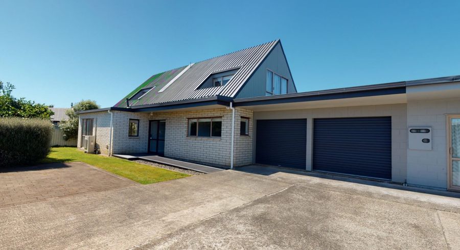  at 8 Essex Place, Springvale, Whanganui