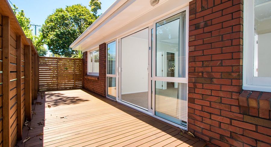  at 1/62 Woodside Road, Mount Eden, Auckland