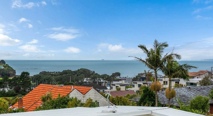  at 1/45 Rangitoto Terrace, Milford, North Shore City, Auckland