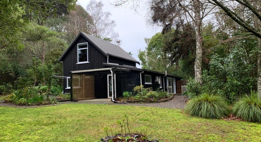  at 40 Aporo Road, Upper Moutere