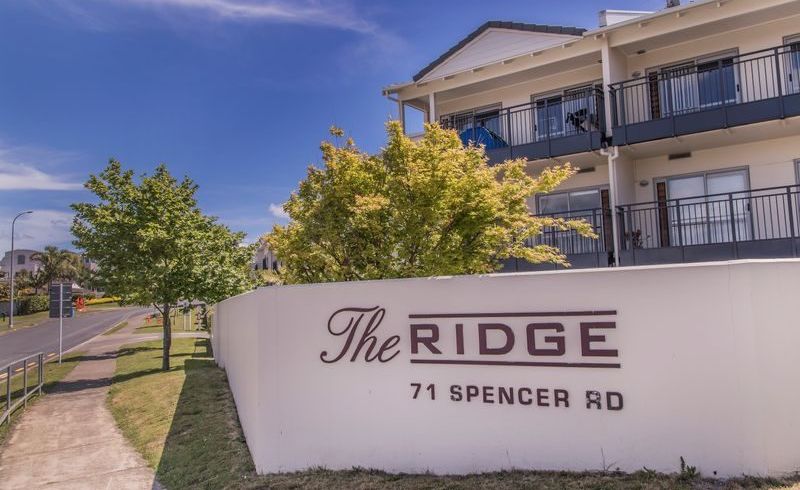  at 10D/71 Spencer Road, Oteha, Auckland
