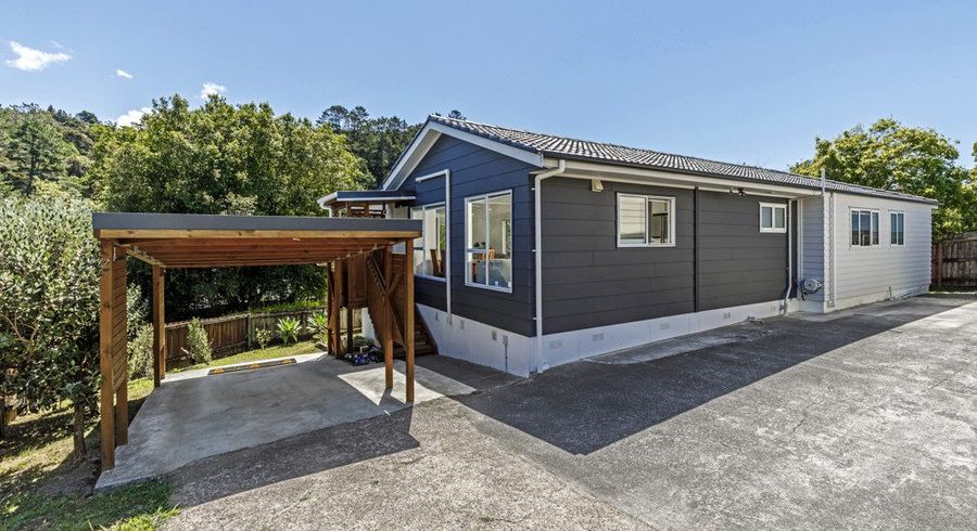  at 2/140 Lynn Road, Bayview, Auckland