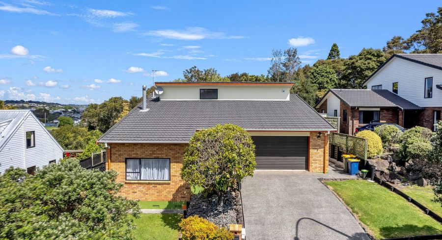  at 64 Rhinevale Close, Henderson, Waitakere City, Auckland