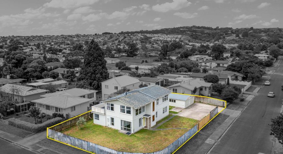  at 32 Eastburn Street, Papakura, Papakura