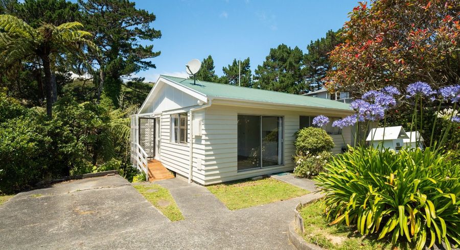 at 16A Glen Alton Avenue, Paparangi, Wellington, Wellington