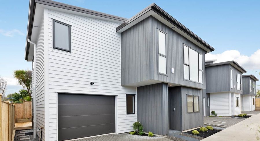  at 3/21 Montgomery Avenue, Belmont, North Shore City, Auckland