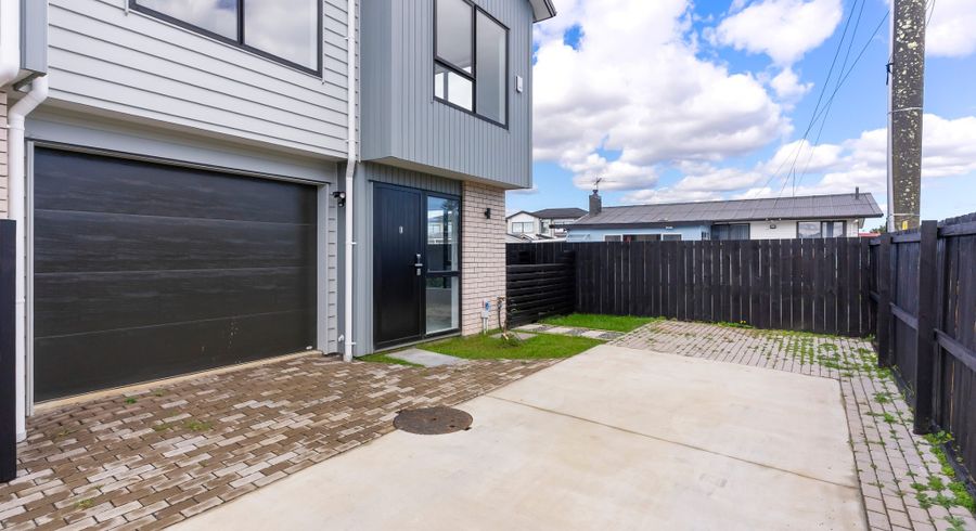  at 27E Von Sturmer Street, Mangere East, Manukau City, Auckland
