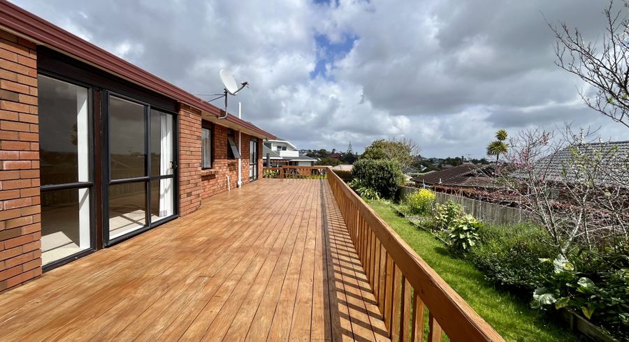  at 20 Clydesdale Ave, Somerville, Manukau City, Auckland