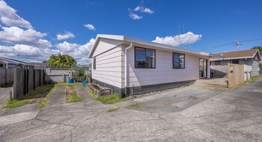  at 76C Bandon Street, Frankton, Hamilton