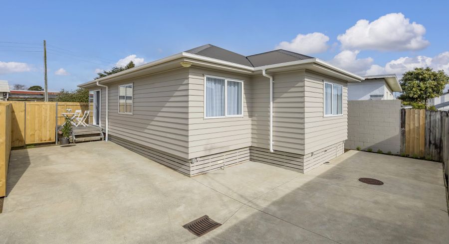  at 72A Banks Road, Mount Wellington, Auckland