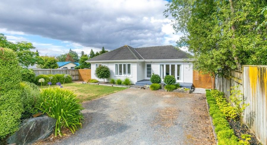  at 67 Lake Crescent, Hamilton Lake, Hamilton
