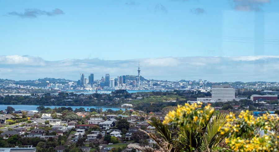  at 25 Castor Bay Road, Castor Bay, North Shore City, Auckland