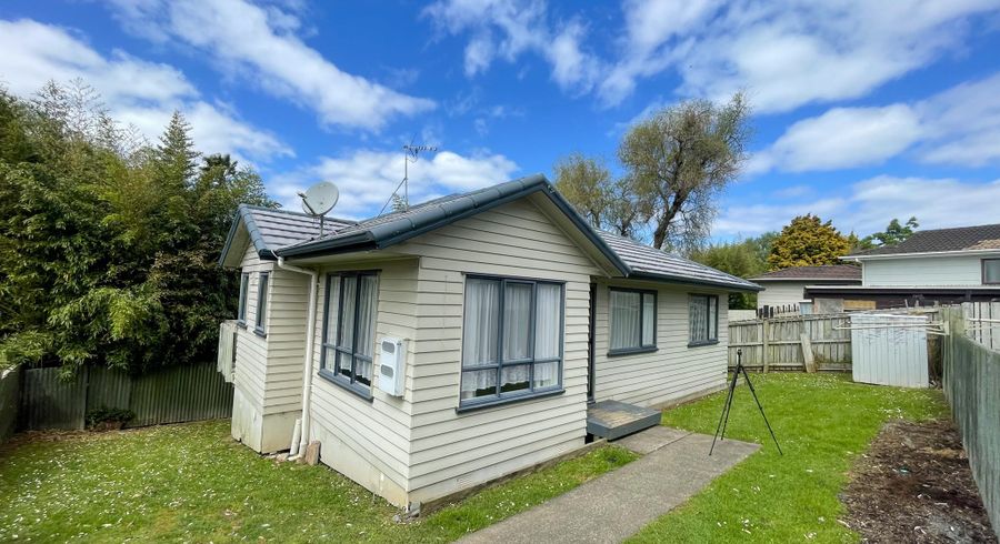  at 33a Luanda Drive, Ranui, Waitakere City, Auckland