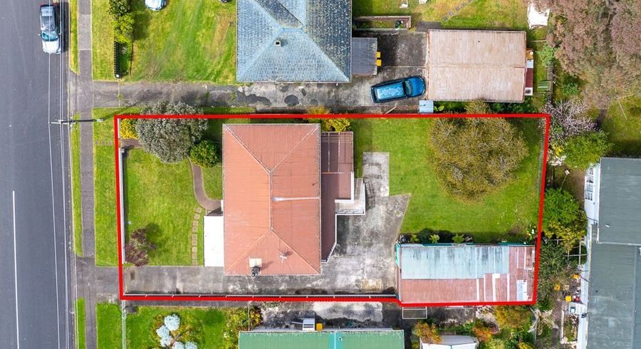  at 12 Garelja Road, Henderson, Waitakere City, Auckland