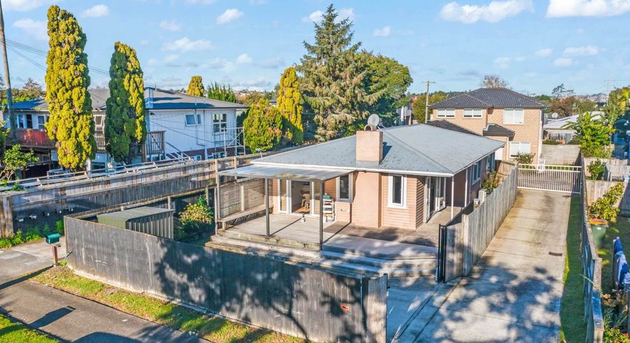  at 94 Canal Road, Avondale, Auckland City, Auckland