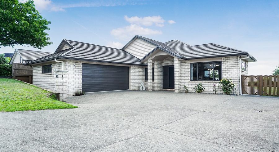  at 6 Highview Court, Flagstaff, Hamilton