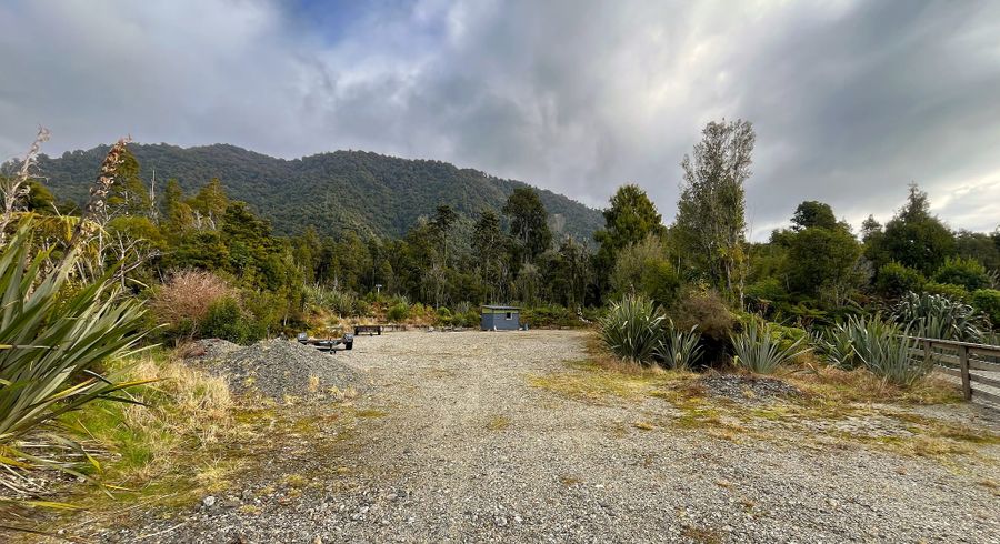  at 15c Neils Beach Road, Haast, Westland, West Coast