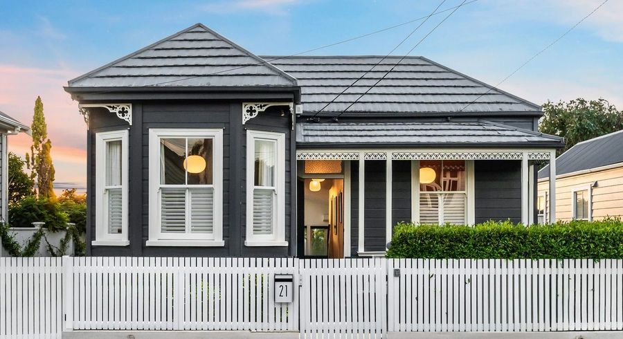 at 21 Leamington Road, Mount Eden, Auckland City, Auckland
