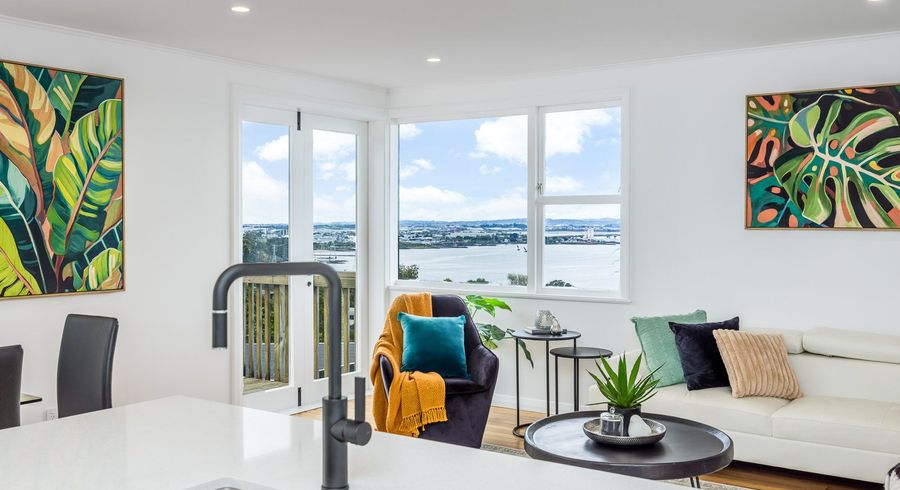  at 2A Hoskins Avenue, Hillsborough, Auckland