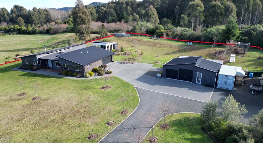  at 24 Oakdale Drive, Kinloch, Taupo, Waikato