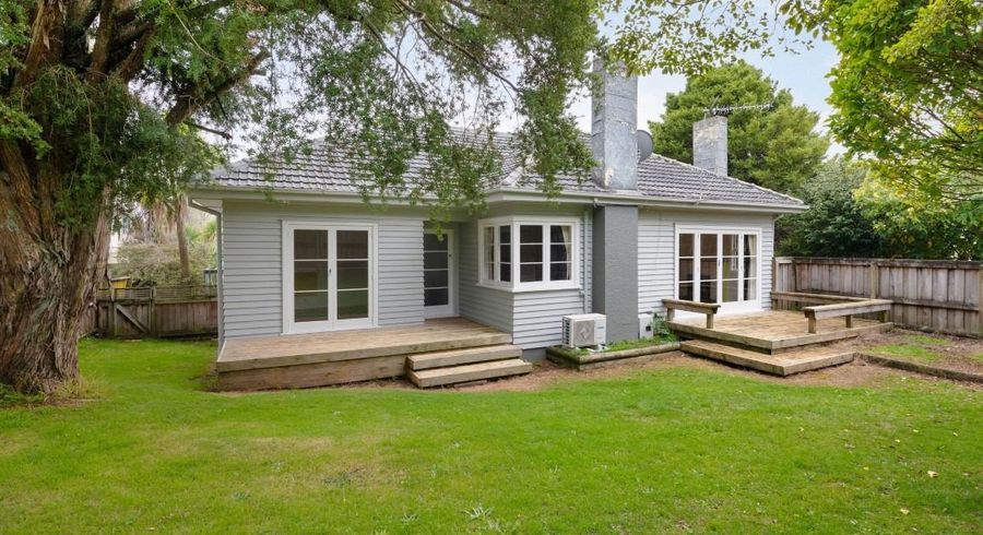  at 36 Forest Lake Road, Forest Lake, Hamilton, Waikato