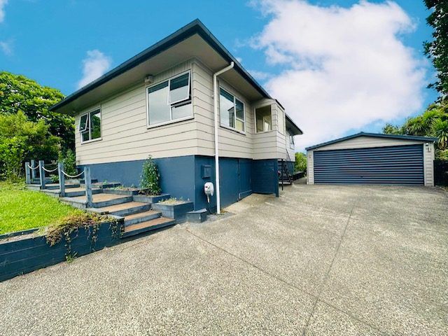  at 7 John Shaw Drive, Saint Johns, Auckland