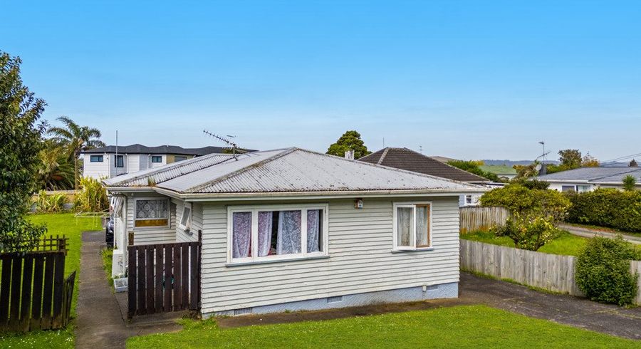  at 9 Christmas Road, Manurewa, Manukau City, Auckland