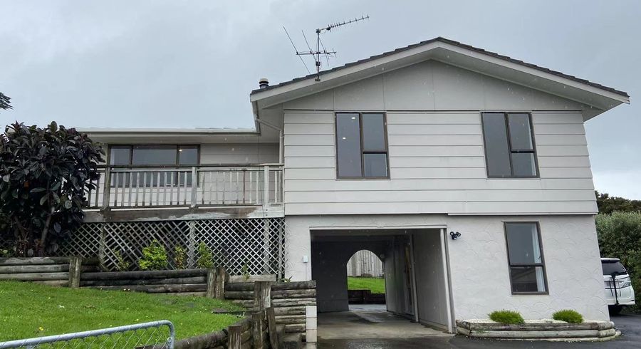  at 15 Woodhouse Place, West Harbour, Waitakere City, Auckland