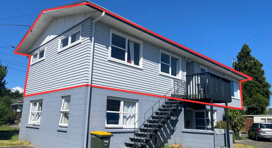  at 1/98 Tirimoana Road, Te Atatu South, Waitakere City, Auckland